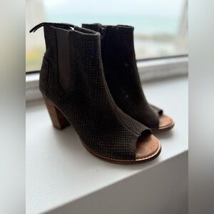 Toms Olive Peep-Toe Heeled Booties